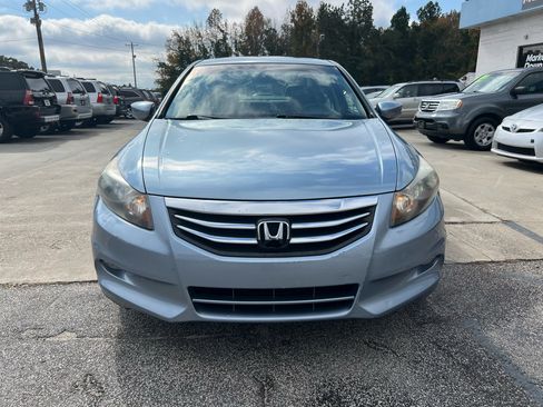 Used 2011 Honda Accord EX-L image 2