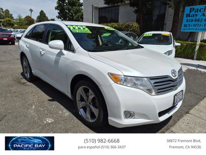 Used 2012 Toyota Venza LE w/ LE Convenience Pkg