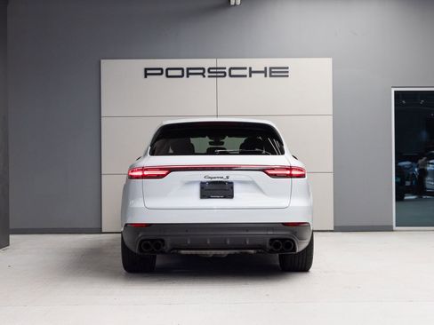 Certified 2023 Porsche Cayenne S Platinum AWD/4WD image 6