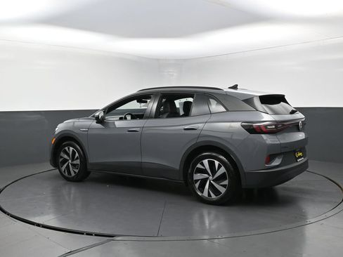 Used 2024 Volkswagen ID.4 Pro RWD image 34