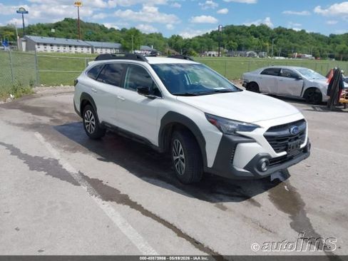 Used 2023 Subaru Outback Premium AWD/4WD image 15