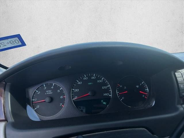 Used 2010 Chevrolet Impala LT FWD image 11