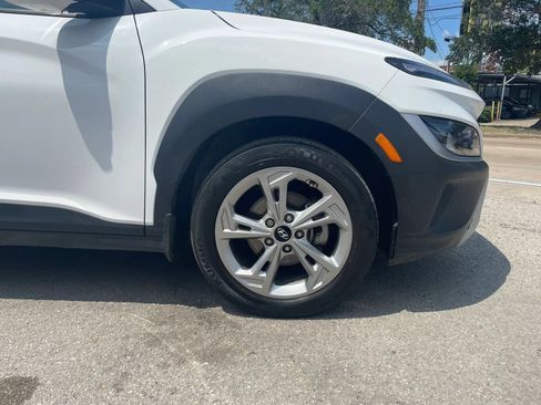Used 2022 Hyundai Kona SEL FWD image 33