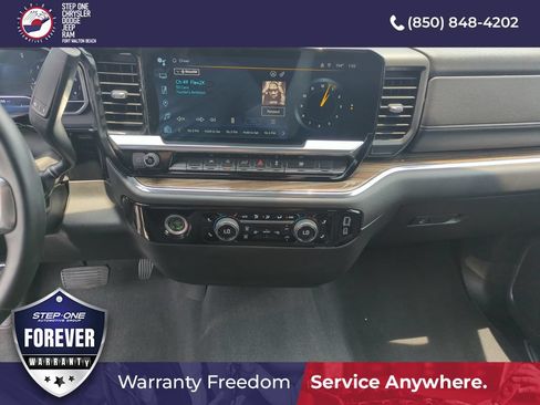 Used 2023 Chevrolet Silverado 1500 LT AWD/4WD image 24