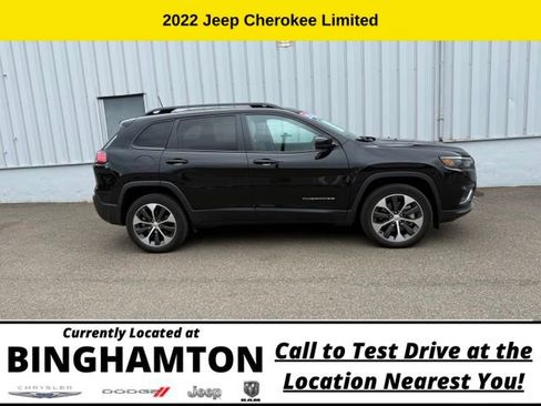 Used 2022 Jeep Cherokee Limited w/ Elite Package AWD/4WD image 4