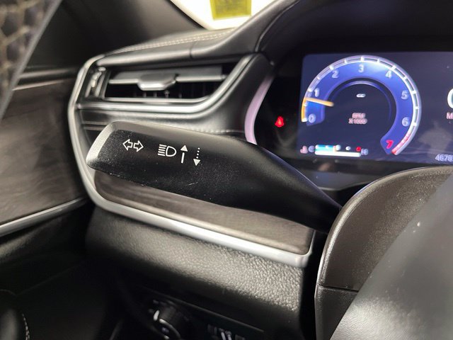 Used 2023 Jeep Grand Cherokee Overland AWD/4WD image 23