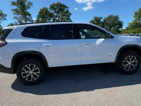 New 2026 GMC Acadia AT4 image 9
