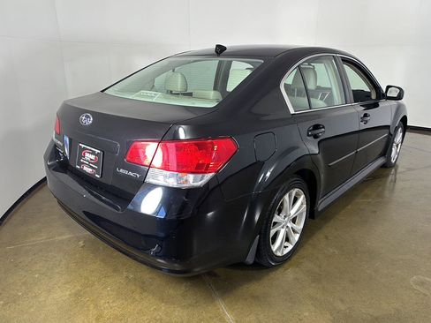 Used 2013 Subaru Legacy 2.5i Limited AWD/4WD image 10