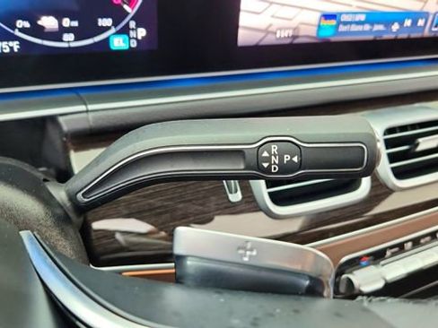 Used 2025 Mercedes-Benz GLE 450e 4MATIC image 42