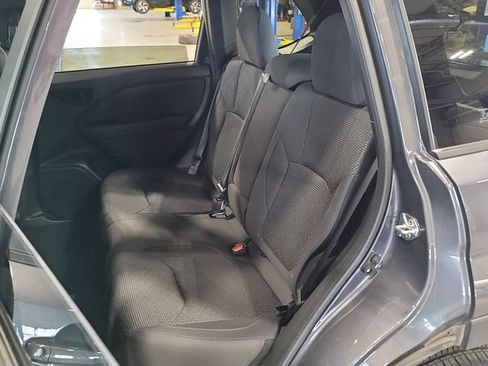 Used 2025 Subaru Forester Premium AWD/4WD image 32