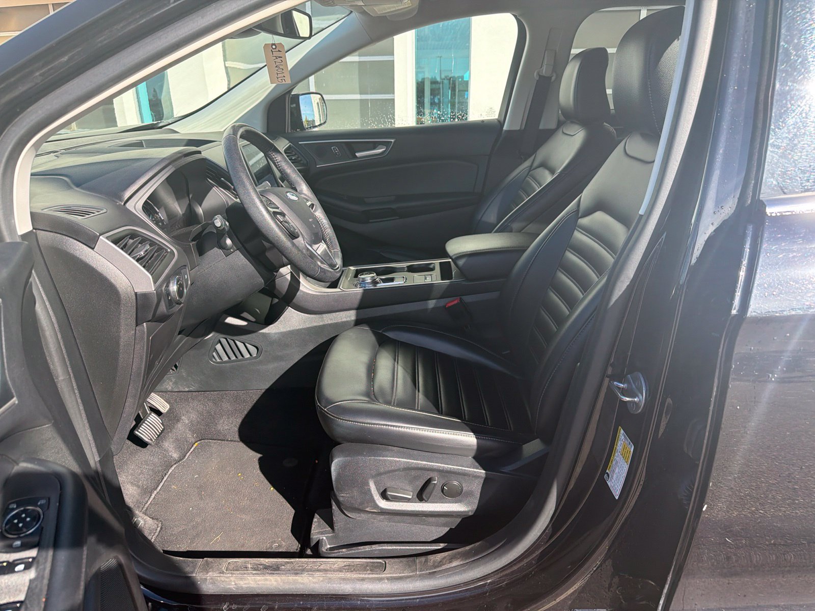 Certified 2024 Ford Edge SEL AWD/4WD image 5