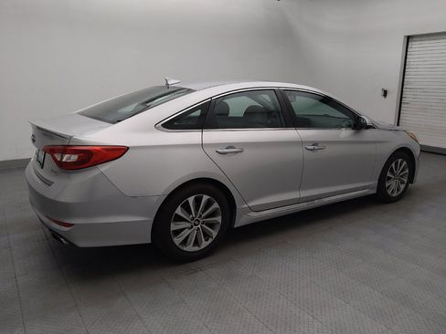 Used 2016 Hyundai Sonata Sport w/ Option Group 1V FWD image 10