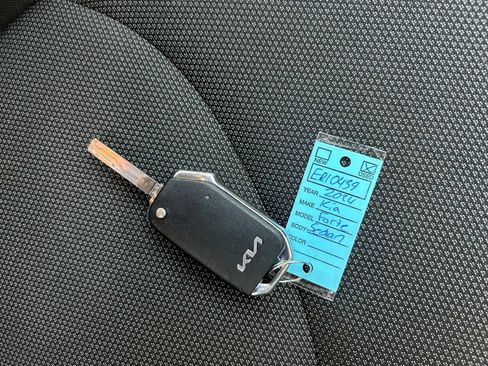 Used 2024 Kia Forte LXS FWD image 30