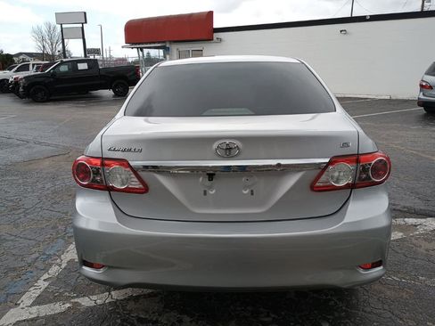 Used 2013 Toyota Corolla LE image 6