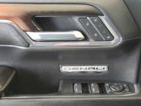 Certified 2024 GMC Sierra 1500 Denali image 21