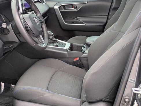 Used 2023 Toyota RAV4 SE image 14