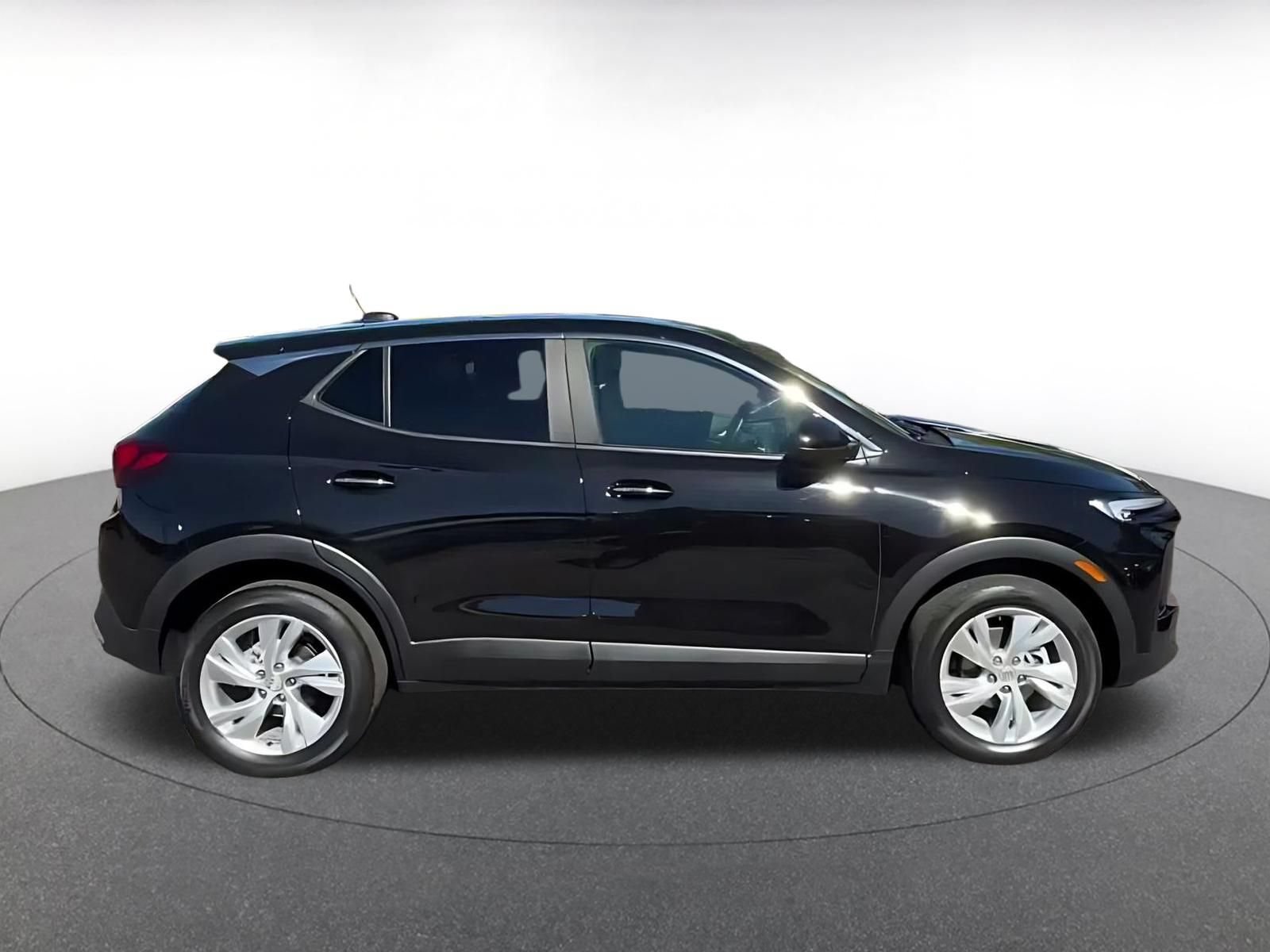 Used 2026 Buick Encore GX Preferred AWD/4WD image 15