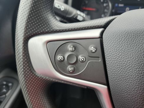 Used 2024 GMC Terrain SLE image 15