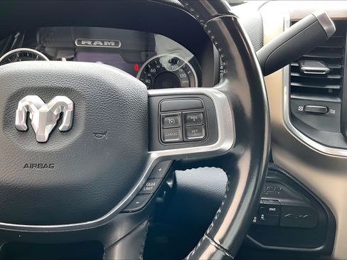 Used 2022 RAM 2500 Laramie AWD/4WD image 11