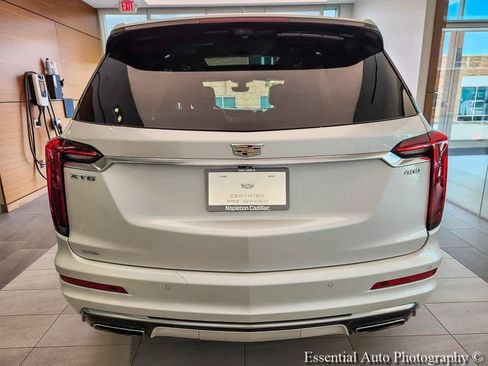 Certified 2023 Cadillac XT6 Premium Luxury w/ Technology Package AWD/4WD image 5