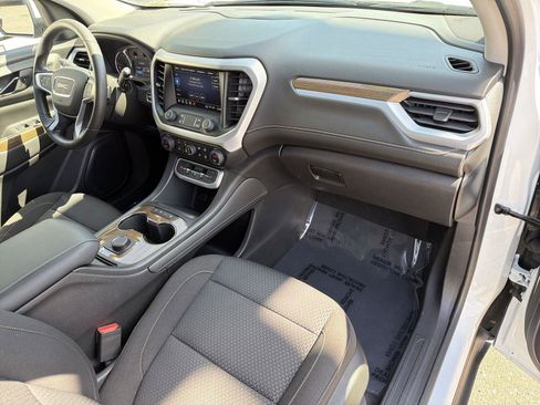 Used 2023 GMC Acadia SLE FWD image 27