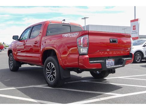 Certified 2023 Toyota Tacoma TRD Sport w/ Advanced Technology Package AWD/4WD image 5