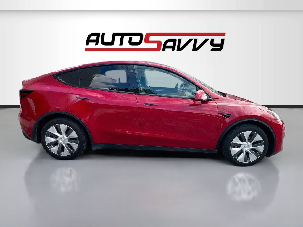 Used 2021 Tesla Model Y Long Range AWD/4WD image 8