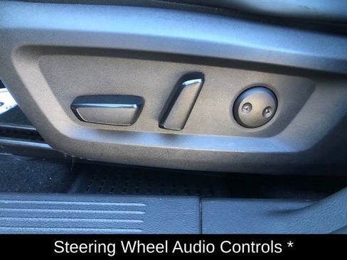 Used 2021 Nissan Rogue Platinum image 13