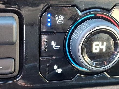 Used 2024 Chevrolet Silverado 2500 LTZ w/ LTZ Plus Package image 24