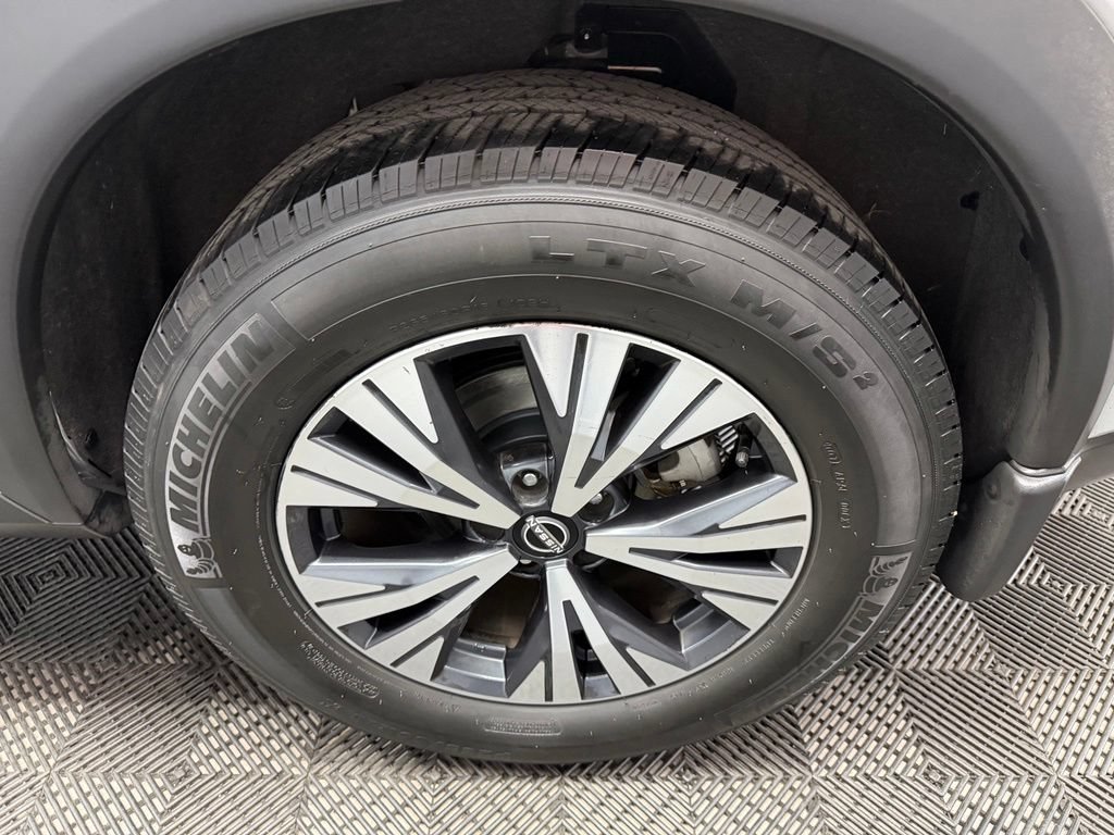 Used 2022 Nissan Rogue SV FWD image 20