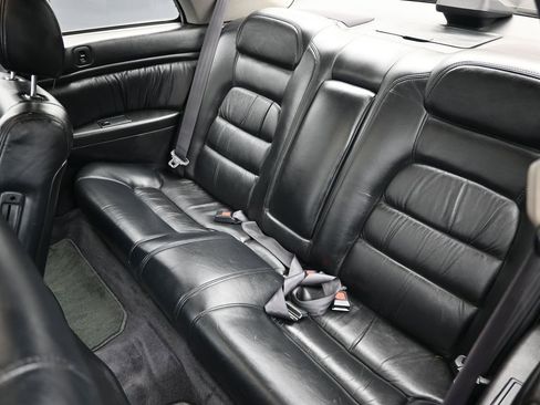 Used 1991 Acura Legend LS image 21
