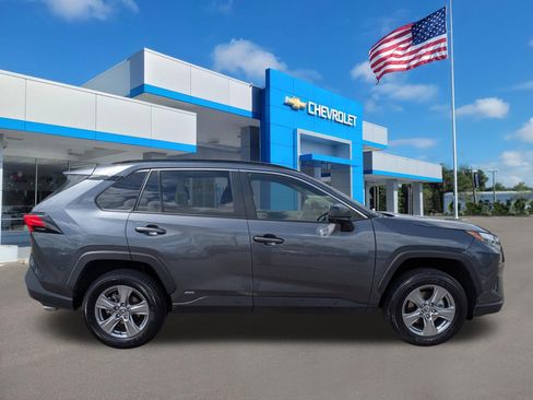 Used 2025 Toyota RAV4 LE image 3