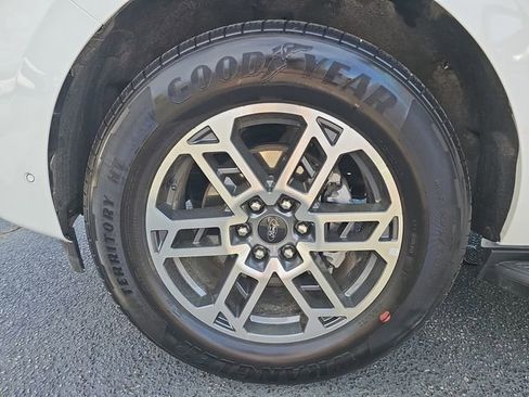 Used 2025 Ford Expedition Max Active image 39