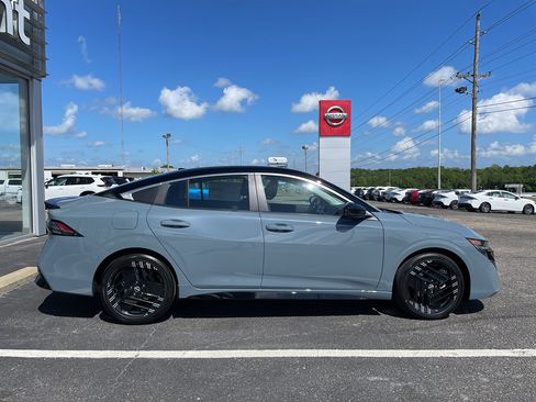 New 2026 Nissan Sentra SR image 21