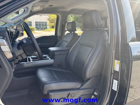Certified 2025 Ford F250 Lariat w/ Lariat Ultimate Package AWD/4WD image 17