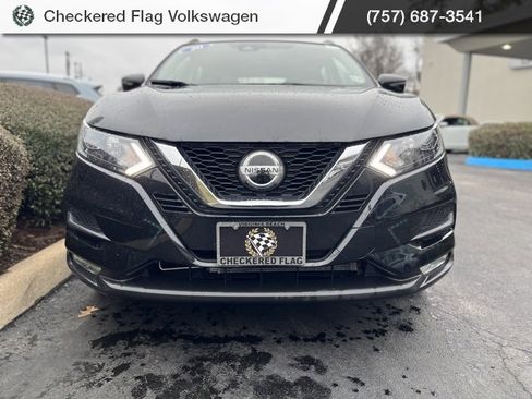 Used 2020 Nissan Rogue Sport SV w/ Technology Package image 11