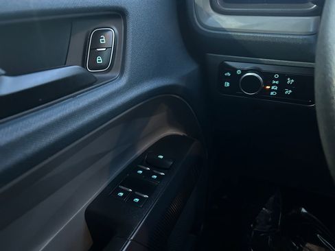 Used 2024 Ford Maverick XL image 19