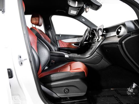 Used 2022 Mercedes-Benz GLC 300 w/ AMG Line image 38