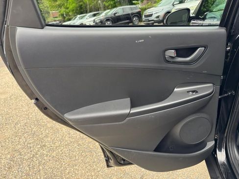 Certified 2023 Hyundai Kona SEL AWD/4WD image 16