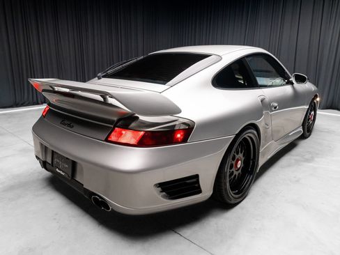 Used 2003 Porsche 911 Turbo AWD/4WD image 15