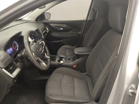 Used 2022 GMC Terrain SLE w/ Driver Convenience Package FWD image 17