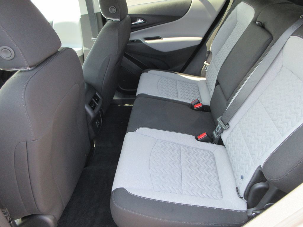 Used 2024 Chevrolet Equinox LS w/ LS Convenience Package FWD image 13
