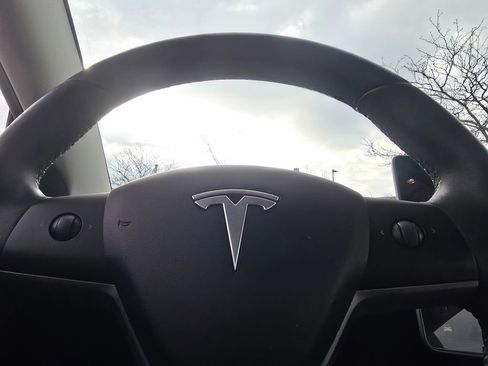 Used 2020 Tesla Model 3 Standard Range Plus RWD image 24