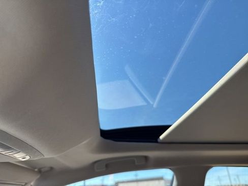 Used 2017 Nissan Murano Platinum w/ Platinum Technology Package image 11