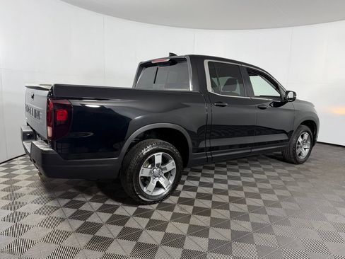 Used 2025 Honda Ridgeline RTL image 4