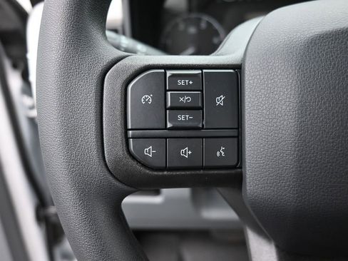 New 2025 Ford F250 XL w/ FX4 Off-Road Package image 11