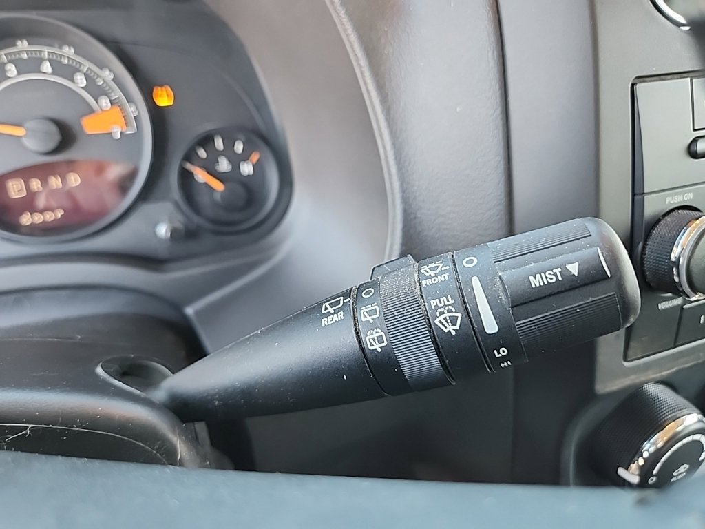 Used 2016 Jeep Patriot High Altitude AWD/4WD image 13