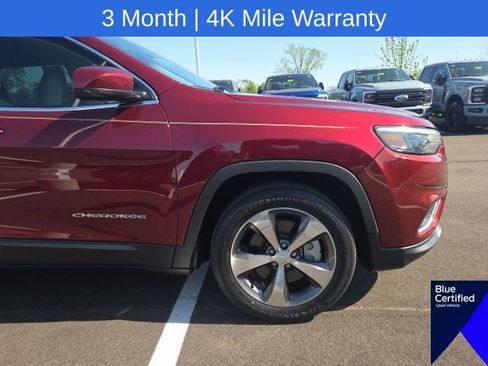 Used 2019 Jeep Cherokee Limited FWD image 5