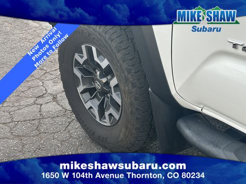 Used 2022 Toyota Tacoma TRD Off-Road image 26