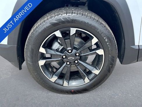 New 2026 Chevrolet Equinox RS w/ Convenience Package III FWD image 10